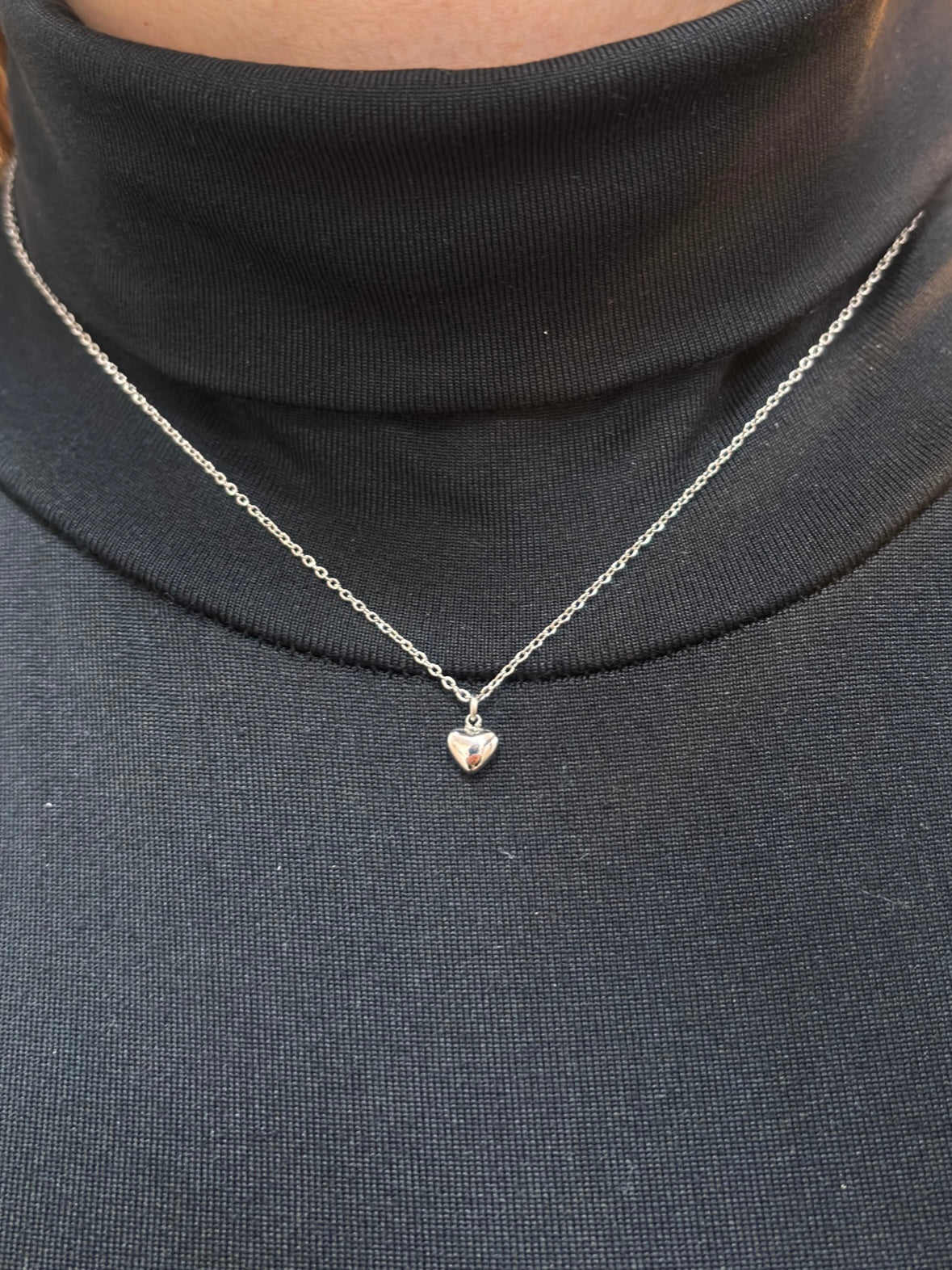 Colar Mini Coração Prateado