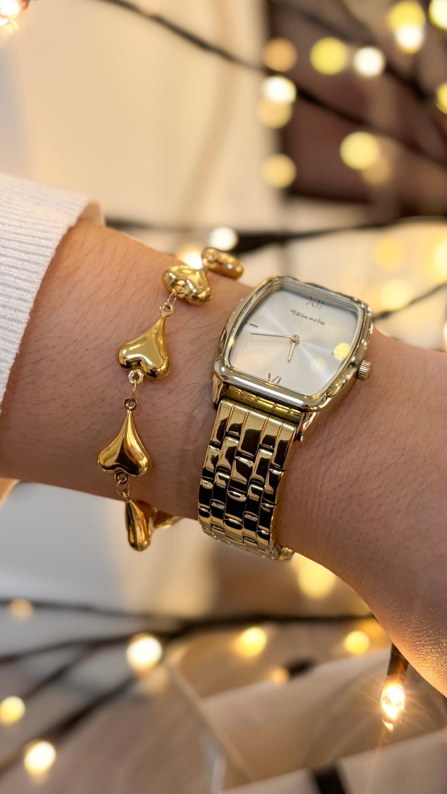 Pulseira Corações Dourado