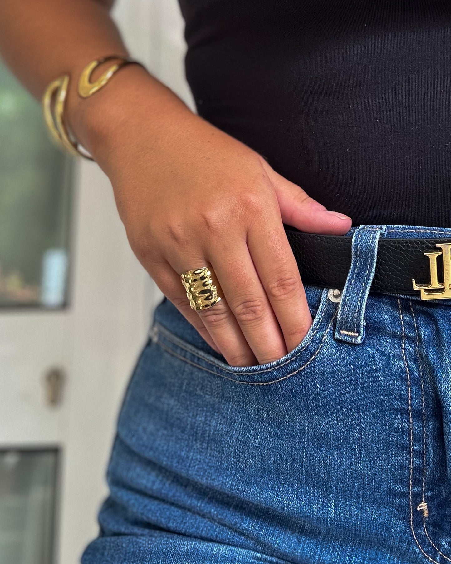 Anel Maxi Martelado Ajustável | Dourado | Aço Inoxidável