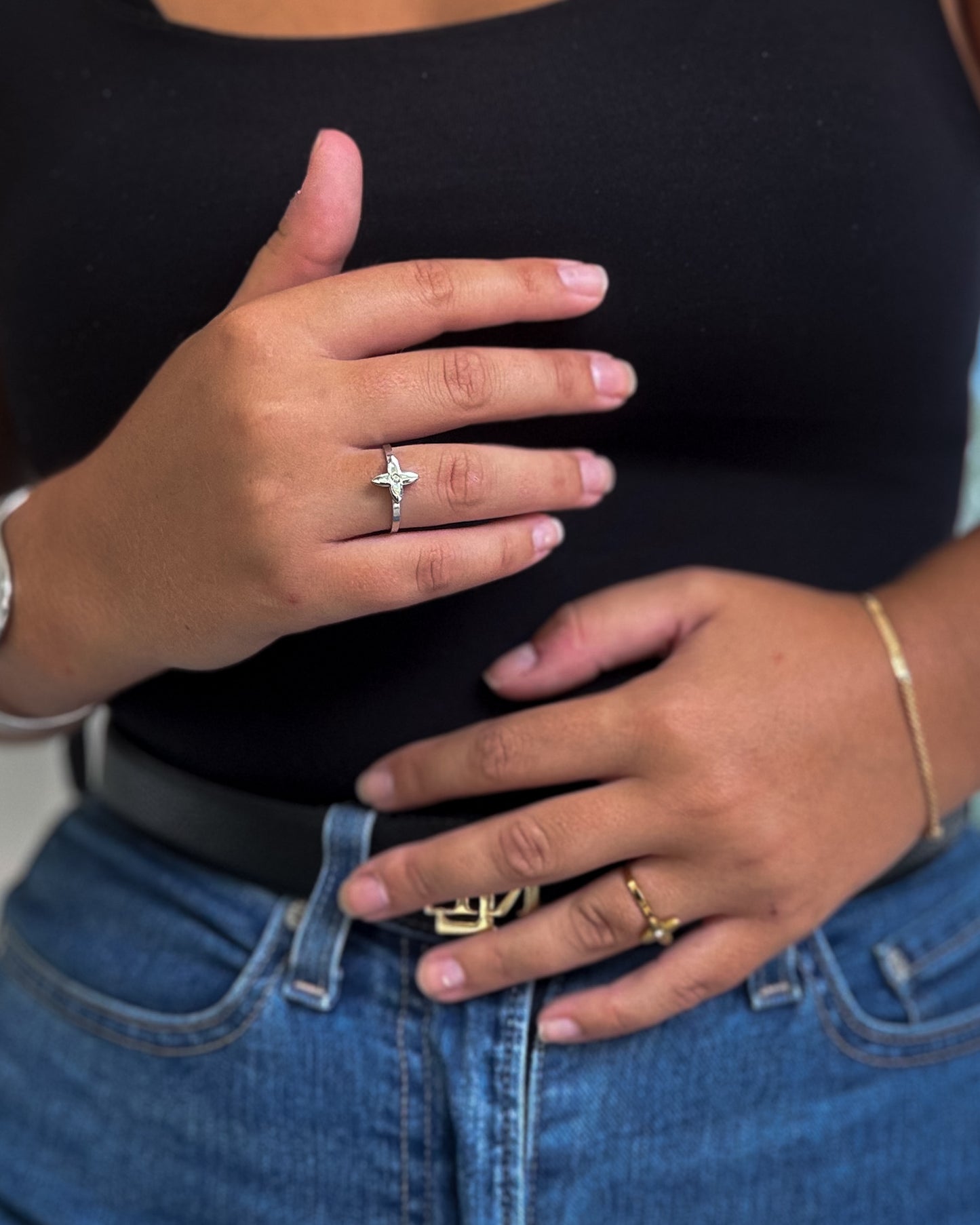 Anel Estrela com Brilhante Ajustável | Dourado ou Prateado | Aço Inoxidável