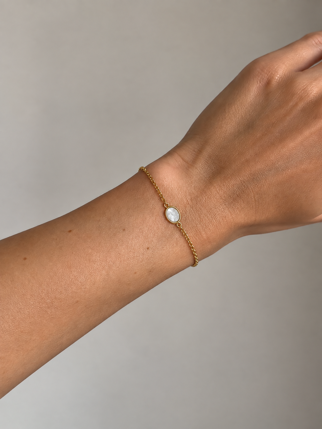 Pulseira Madrepérola Oval Dourado ou Prateado