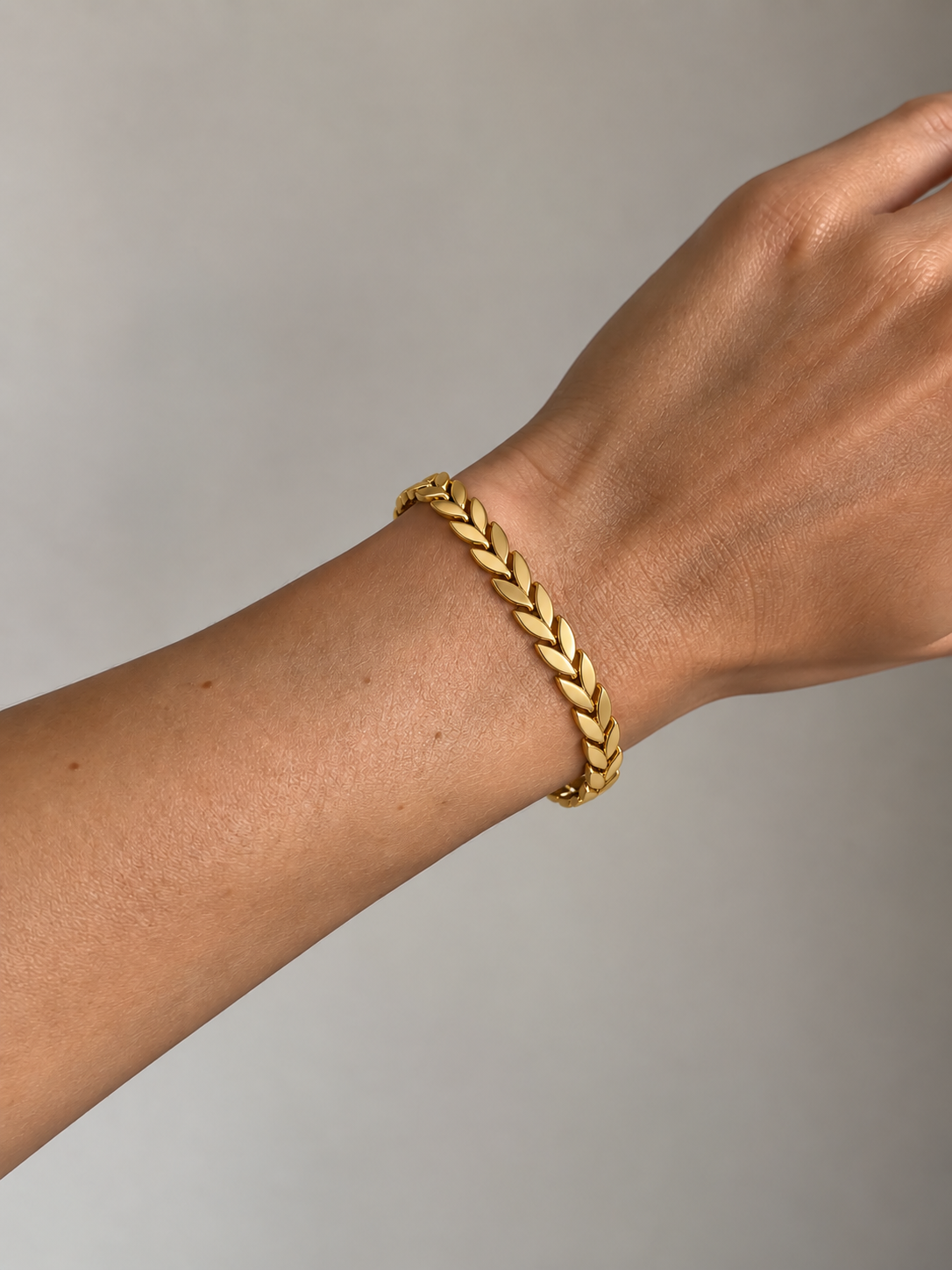 Pulseira Rígida Trança Dourado ou Prateado