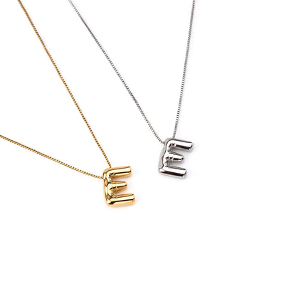 colar inicial bubble dourado aço inox 316l
Colar com letra E
colar inicial bubble prateado aço inoxidável