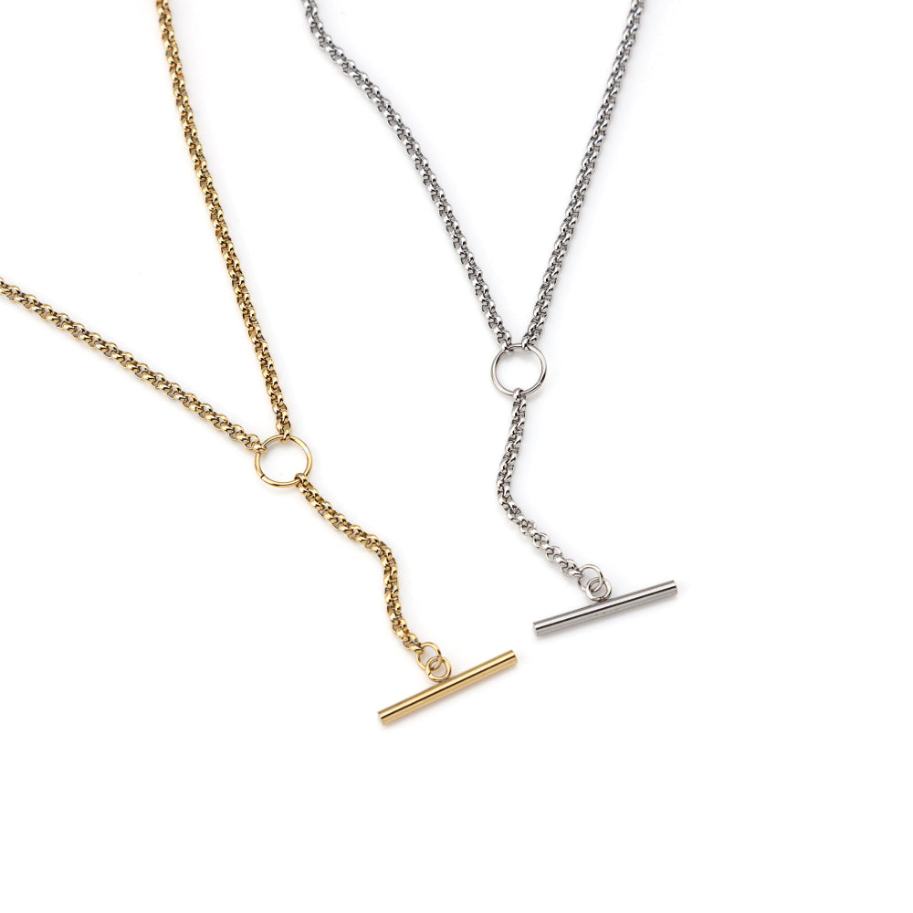 Colar Gravata Simples Dourado ou Prateado