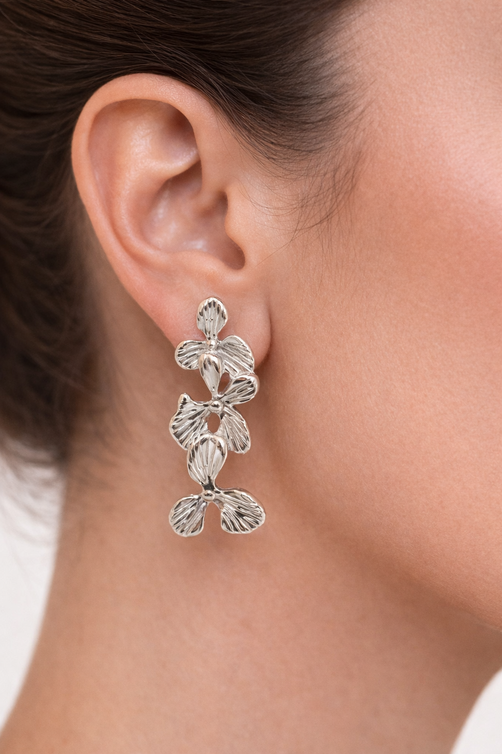 Pendientes de flores de plata