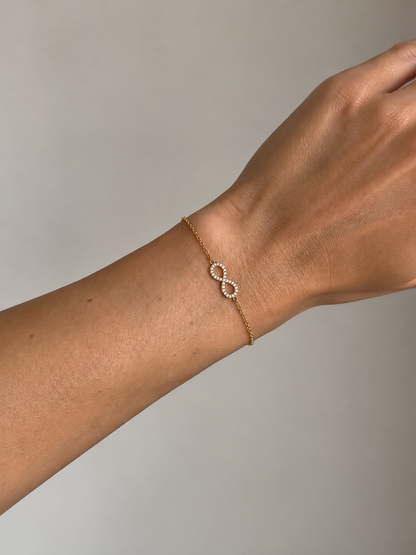 Pulseira Infinito Brilhantes Dourado ou Prateado