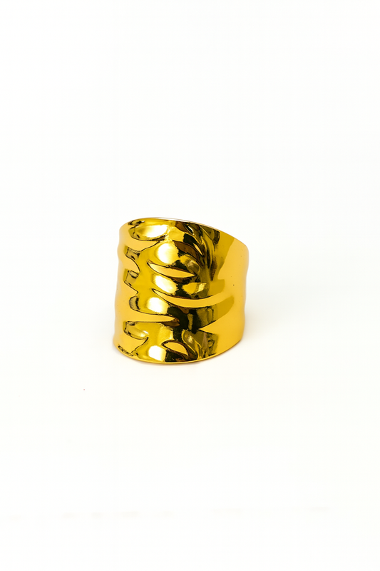 Anel Maxi Martelado Ajustável | Dourado | Aço Inoxidável