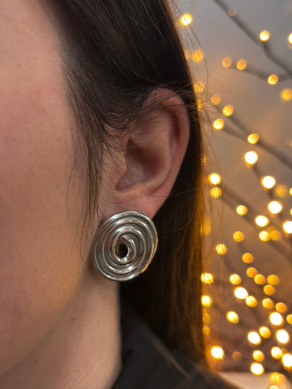 Brincos Loop Prateado