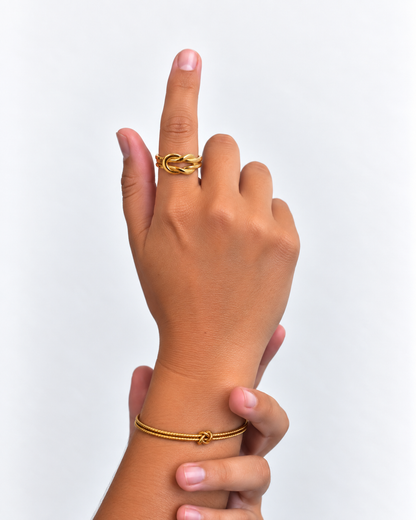 Anel Nó Dourado ou Prateado