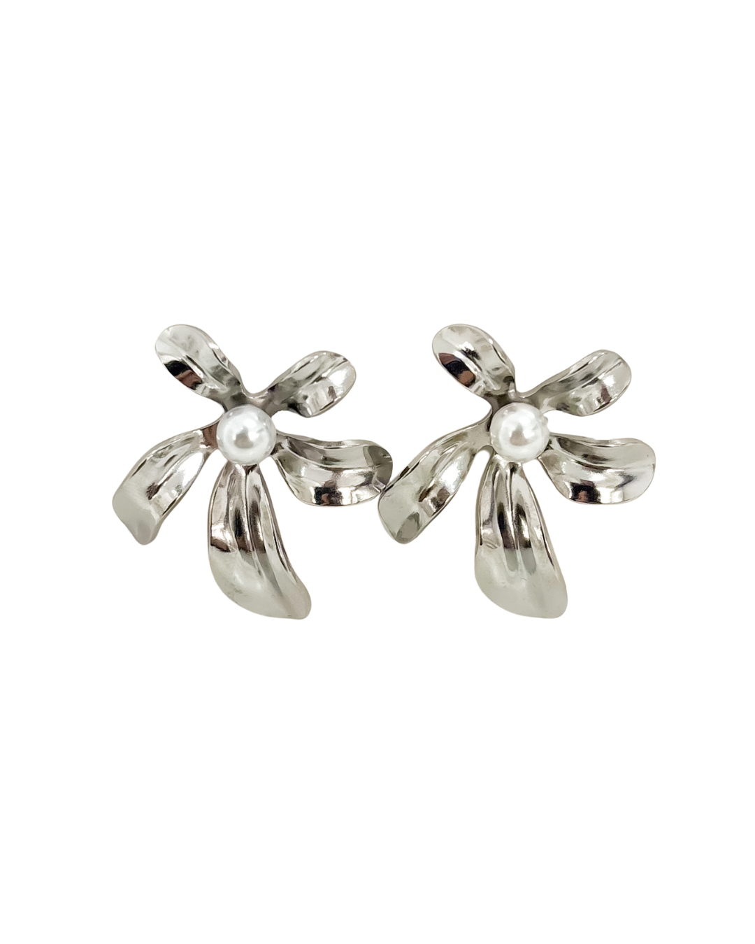 Brincos Pearl Petal Prateado