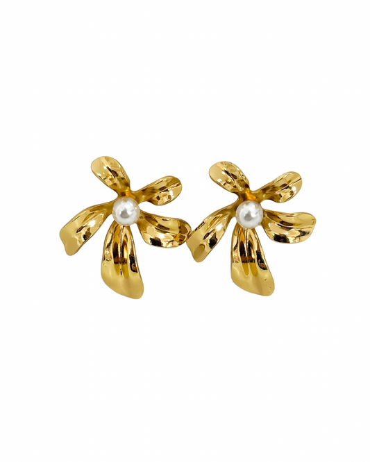 Brincos Pearl Petal Dourado