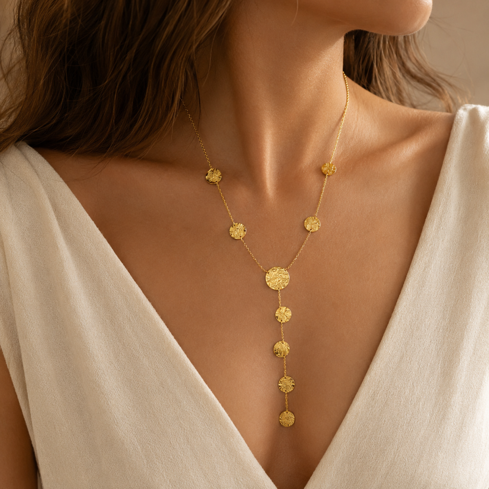 Colar Gravata Bolinhas Dourado ou Prateado